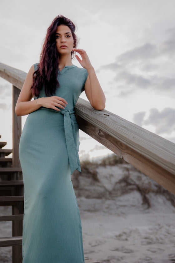 新色】Adelaide Slit Sleeve Belted Dress